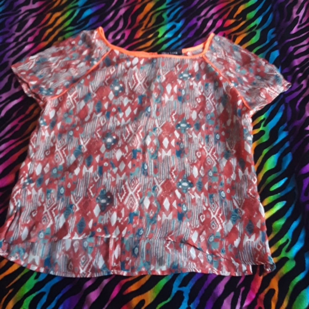 A cute crop-top